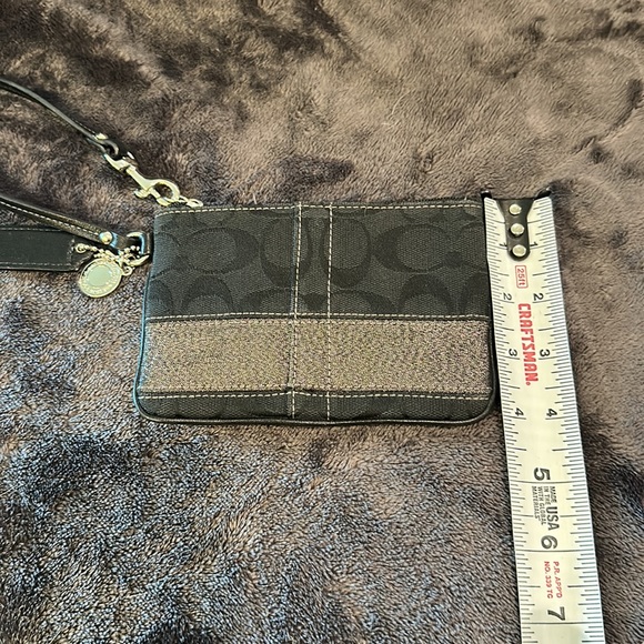 Authentic Coach black and silver glitter wristlet … previously gently used - Picture 9 of 9